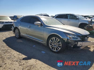 Czwarte zdjęcie samochodu z boku: 2017 LEXUS LS 460 BASE VIN:JTHBL5EF5H5146272 - miniatura