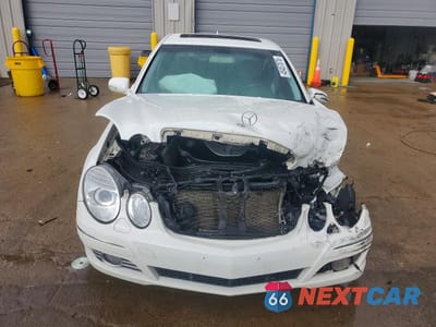 Piąte zdjęcie samochodu w środku: 2007 MERCEDES-BENZ E 550 VIN:WDBUF72X97B041890 - miniatura