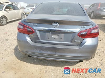 Zdjęcie 6 z 12 samochodu: 2018 NISSAN ALTIMA 2.5 SR VIN:1N4AL3AP4JC240974 - miniatura