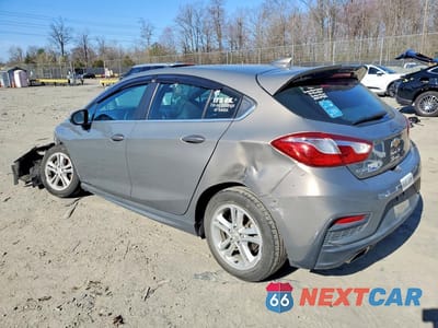 Drugie zdjęcie samochodu z przodu: 2017 CHEVROLET CRUZE LT VIN:3G1BE6SM0HS539728 - miniatura