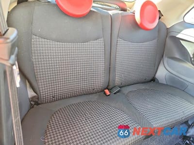 Zdjęcie 10 z 13 samochodu: 2017 FIAT 500 POP VIN:3C3CFFLR3HT580193 - miniatura