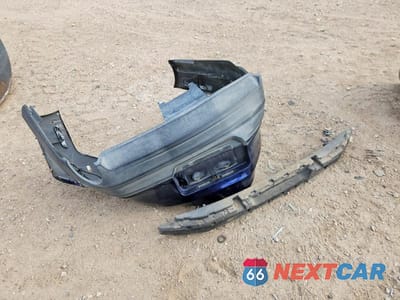 Zdjęcie 12 z 13 samochodu: 2011 FORD MUSTANG VIN:1ZVBP8AM2B5103797 - miniatura