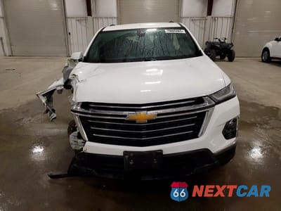 Piąte zdjęcie samochodu w środku: 2022 CHEVROLET TRAVERSE LT VIN:1GNEVGKW6NJ116376 - miniatura