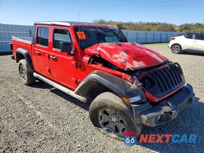 Czwarte zdjęcie samochodu z boku: 2020 JEEP GLADIATOR SPORT VIN:1C6HJTAGXLL108407 - miniatura