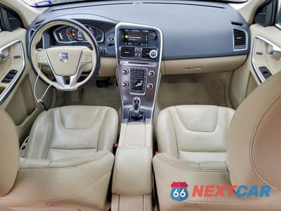 Zdjęcie 8 z 12 samochodu: 2015 VOLVO XC60 T5 PREMIER VIN:YV440MDKXF2645706 - miniatura