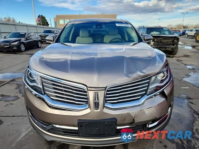 Piąte zdjęcie samochodu w środku: 2018 LINCOLN MKX RESERVE VIN:2LMPJ8LP2JBL22920 - miniatura