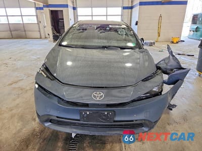 Piąte zdjęcie samochodu w środku: 2023 TOYOTA PRIUS LE VIN:JTDACAAU4P3004774 - miniatura