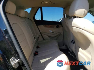 Zdjęcie 11 z 13 samochodu: 2018 MERCEDES-BENZ GLC 300 VIN:WDC0G4JB7JV023969 - miniatura