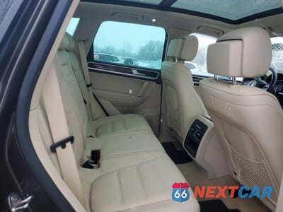 Zdjęcie 11 z 13 samochodu: 2015 VOLKSWAGEN TOUAREG V6 TDI VIN:WVGEP9BP0FD002814 - miniatura