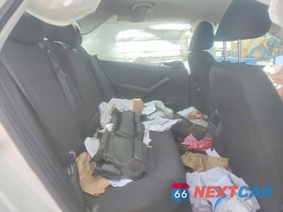 Zdjęcie 10 z 12 samochodu: 2014 VOLKSWAGEN PASSAT S VIN:1VWAP7A37EC014868 - miniatura