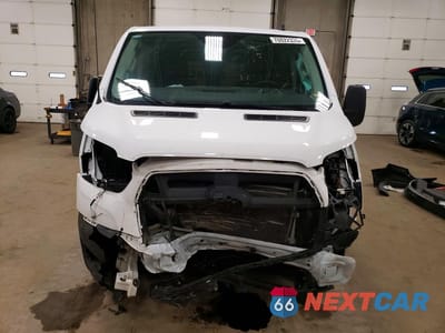 Piąte zdjęcie samochodu w środku: 2024 FORD TRANSIT 250 DELIVERY VAN VIN:1FTBR1Y84RKA04147 - miniatura