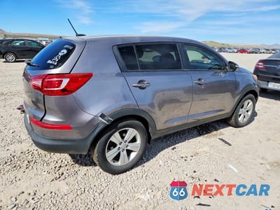 Trzecie zdjęcie samochodu z tyłu: 2012 KIA SPORTAGE LX VIN:KNDPB3A29C7248396 - miniatura