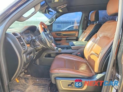 Zdjęcie 7 z 11 samochodu: 2021 RAM 1500 LONGHORN VIN:1C6SRFKT9MN642645 - miniatura