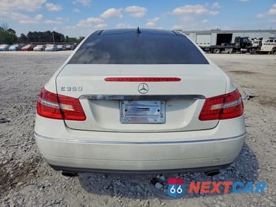 Zdjęcie 6 z 11 samochodu: 2011 MERCEDES-BENZ E 350 VIN:WDDKJ5GB5BF073493 - miniatura