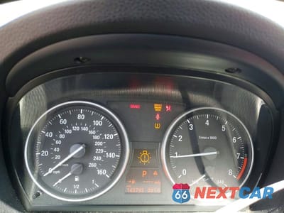 Zdjęcie 9 z 11 samochodu: 2011 BMW 328 I VIN:WBAKE3C53BE559080 - miniatura