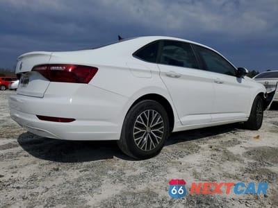 Trzecie zdjęcie samochodu z tyłu: 2021 VOLKSWAGEN JETTA S VIN:3VWC57BU9MM016656 - miniatura