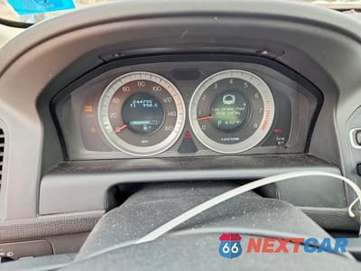 Zdjęcie 9 z 12 samochodu: 2011 VOLVO XC60 T6 VIN:YV4902DZ3B2216912 - miniatura