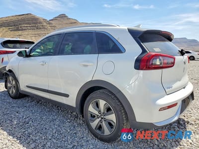 Drugie zdjęcie samochodu z przodu: 2019 KIA NIRO LX VIN:KNDCB3LC7K5240909 - miniatura