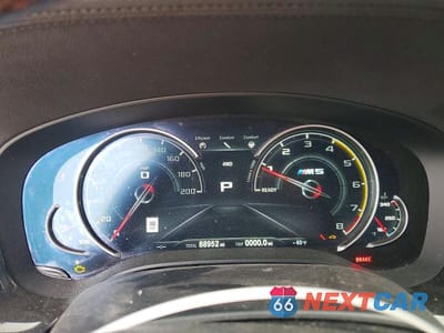 Zdjęcie 9 z 12 samochodu: 2019 BMW M5 VIN:WBSJF0C59KB448490 - miniatura