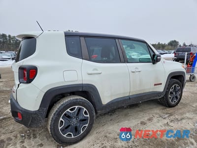 Trzecie zdjęcie samochodu z tyłu: 2016 JEEP RENEGADE TRAILHAWK VIN:ZACCJBCT6GPD66335 - miniatura