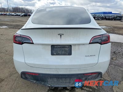 Zdjęcie 6 z 12 samochodu: 2023 TESLA MODEL Y VIN:7SAYGDEF4PF830224 - miniatura