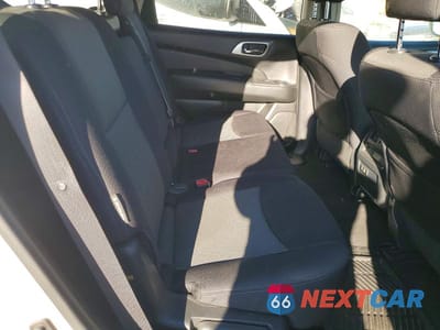 Zdjęcie 11 z 12 samochodu: 2019 NISSAN PATHFINDER SV VIN:5N1DR2MN0KC577245 - miniatura