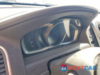 Zdjęcie 9 z 11 samochodu: 2015 VOLVO XC60 T6 R-DESIGN PLATINUM VIN:YV4902RS4F2734111 - miniatura