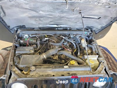 Zdjęcie 11 z 11 samochodu: 2011 JEEP WRANGLER SAHARA VIN:1J4AA5D12BL538454 - miniatura