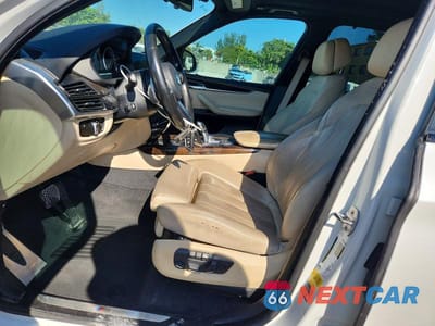 Zdjęcie 7 z 12 samochodu: 2016 BMW X5 XDR40E VIN:5UXKT0C54G0S77959 - miniatura