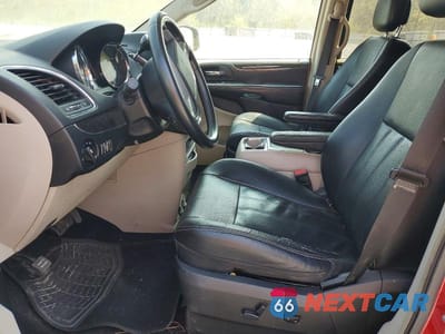 Zdjęcie 7 z 12 samochodu: 2014 CHRYSLER TOWN AND COUNTRY VIN:2C4RC1BG0ER126354 - miniatura