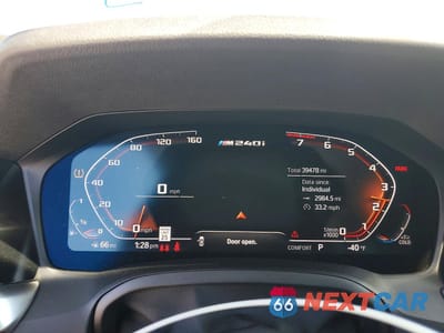 Zdjęcie 9 z 13 samochodu: 2022 BMW M240XI VIN:3MW53CM03N8C77230 - miniatura