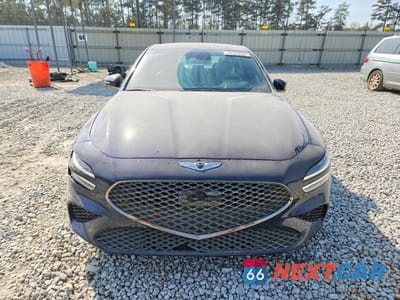 Piąte zdjęcie samochodu w środku: 2023 GENESIS G70 2.0T VIN:KMTG34TA7PU127821 - miniatura