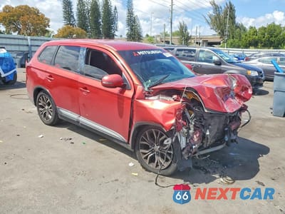 Czwarte zdjęcie samochodu z boku: 2016 MITSUBISHI OUTLANDER SE VIN:JA4AD3A3XGZ012160 - miniatura
