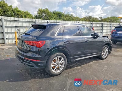 Trzecie zdjęcie samochodu z tyłu: 2023 AUDI Q3 PREMIUM S LINE 45 VIN:WA1DECF31P1090537 - miniatura