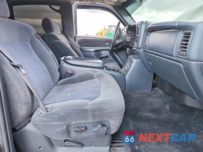 Zdjęcie 7 z 13 samochodu: 2001 CHEVROLET SILVERADO K2500 HEAVY DUTY VIN:1GCHK23G71F202382 - miniatura