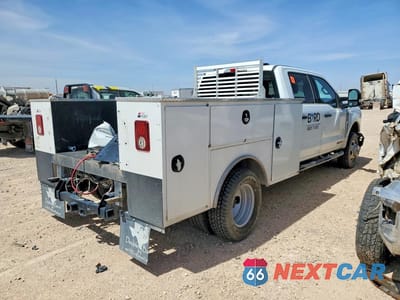 Trzecie zdjęcie samochodu z tyłu: 2024 FORD F350 SUPER DUTY VIN:1FT8W3DT7REE09281 - miniatura