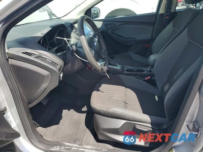 Zdjęcie 7 z 11 samochodu: 2012 FORD FOCUS SE VIN:1FAHP3F26CL124520 - miniatura