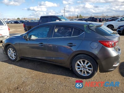 Drugie zdjęcie samochodu z przodu: 2017 MAZDA 3 TOURING VIN:3MZBN1L72HM128223 - miniatura