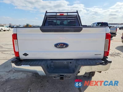 Zdjęcie 6 z 12 samochodu: 2017 FORD F250 SUPER DUTY VIN:1FT7W2B6XHEE13679 - miniatura