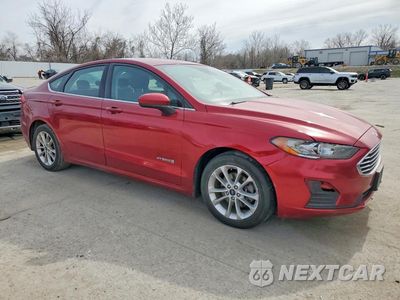 Czwarte zdjęcie samochodu z boku: 2019 FORD FUSION VIN:3FA6P0LU1KR257360 - miniatura