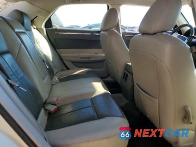 Zdjęcie 10 z 12 samochodu: 2008 CHRYSLER 300 TOURING VIN:2C3LA53GX8H223738 - miniatura