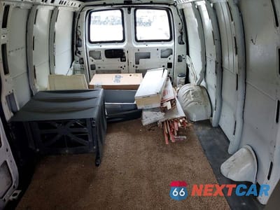 Zdjęcie 10 z 12 samochodu: 2016 CHEVROLET EXPRESS G2500 VIN:1GCWGBFF7G1127474 - miniatura