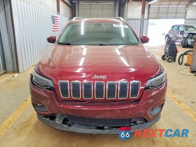 Piąte zdjęcie samochodu w środku: 2019 JEEP CHEROKEE LATITUDE VIN:1C4PJLCB8KD265223 - miniatura