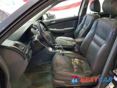 Zdjęcie 7 z 12 samochodu: 2004 HONDA ACCORD EX VIN:1HGCM66554A077634 - miniatura