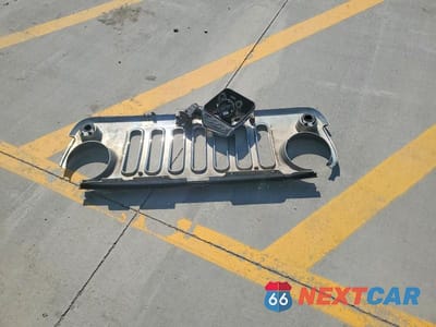 Zdjęcie 12 z 12 samochodu: 2011 JEEP WRANGLER SPORT VIN:1J4AA2D17BL588880 - miniatura