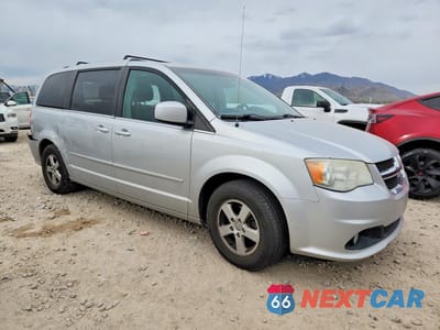 Czwarte zdjęcie samochodu z boku: 2011 DODGE GRAND CARAVAN CREW VIN:2D4RN5DG1BR660329 - miniatura