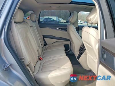 Zdjęcie 11 z 12 samochodu: 2020 LINCOLN NAUTILUS RESERVE VIN:2LMPJ8K91LBL34059 - miniatura