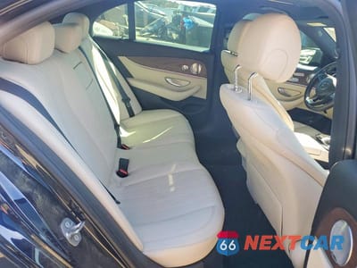 Zdjęcie 10 z 12 samochodu: 2017 MERCEDES-BENZ E 300 VIN:WDDZF4JB1HA082104 - miniatura