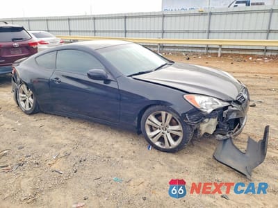 Czwarte zdjęcie samochodu z boku: 2012 HYUNDAI GENESIS COUPE 2.0T VIN:KMHHT6KD3CU068878 - miniatura