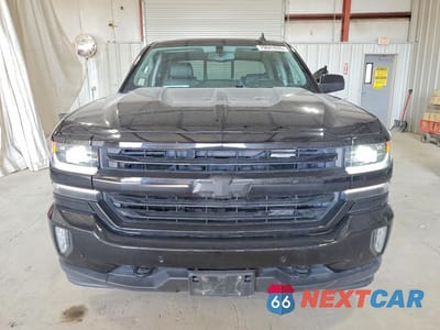 Piąte zdjęcie samochodu w środku: 2018 CHEVROLET SILVERADO K1500 LTZ VIN:3GCUKSEC5JG215087 - miniatura
